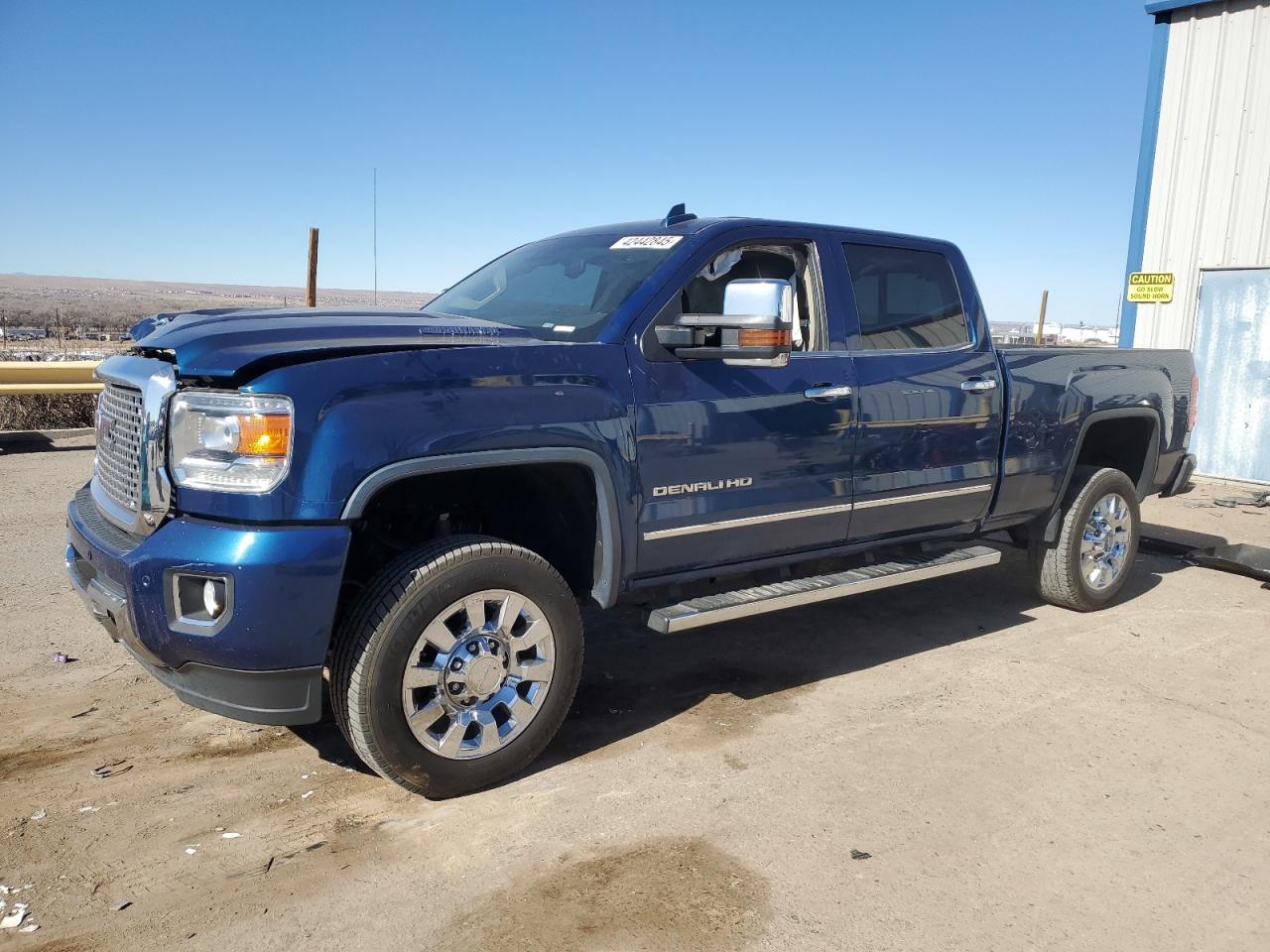 2015 GMC Sierra - Image 1