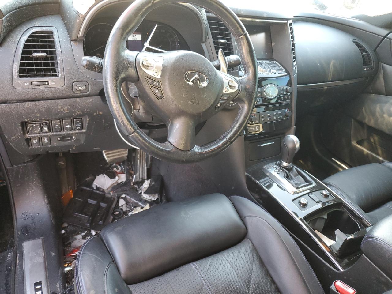 2016 Infiniti QX70 - Image 8