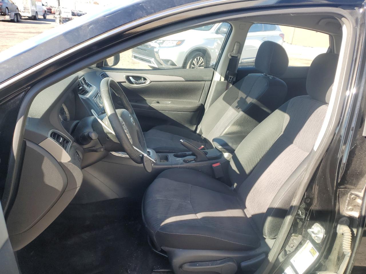 2015 Nissan Sentra - Image 7