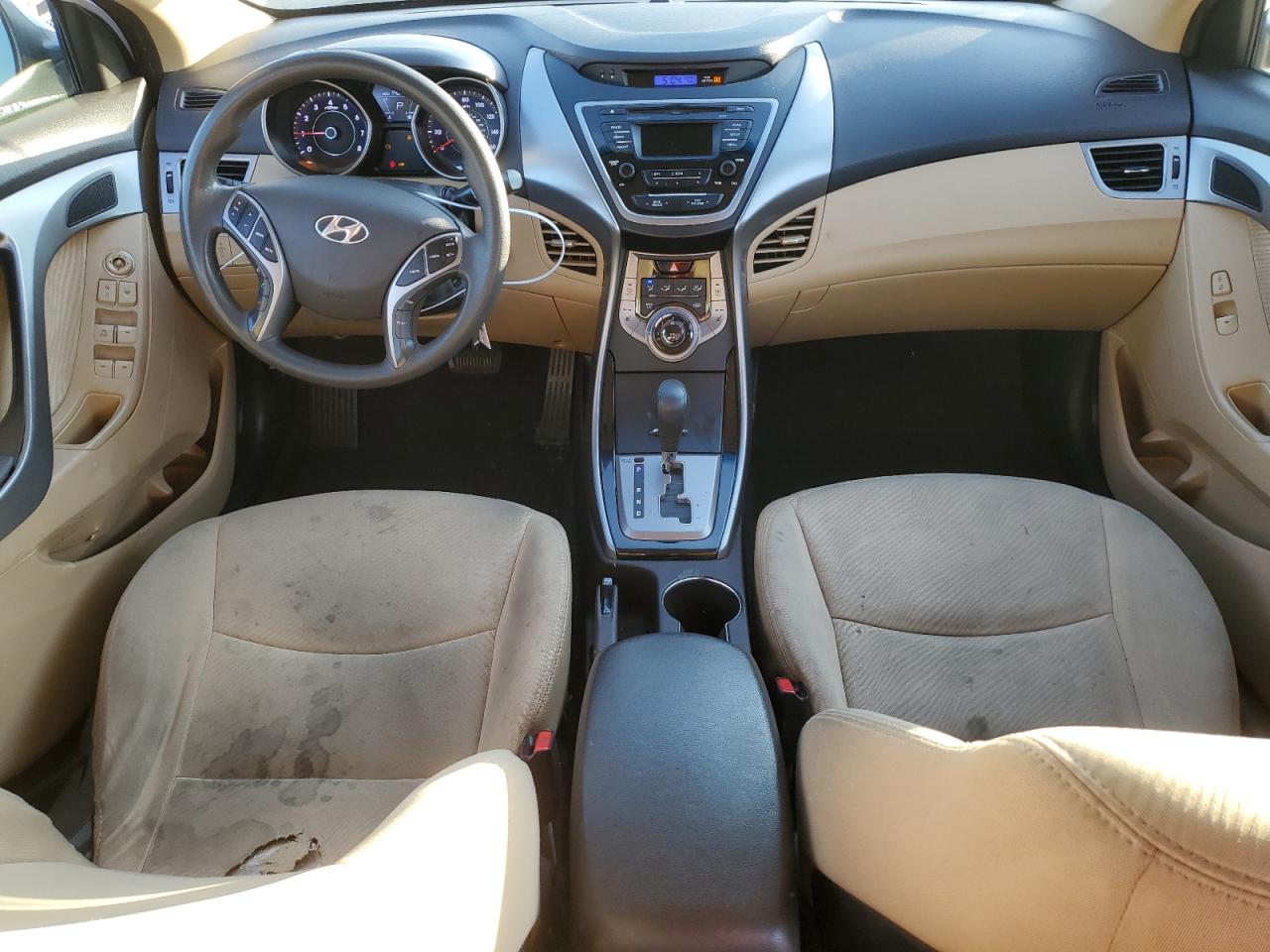 2013 Hyundai Elantra - Image 8