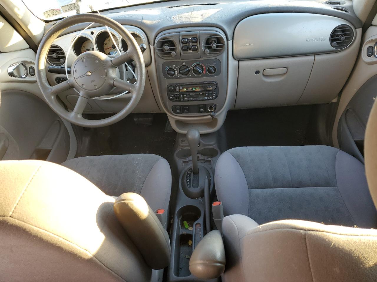 2002 Chrysler PT Cruiser - Image 8