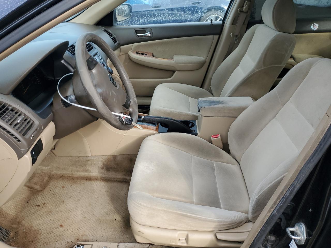2004 Honda Accord - Image 7