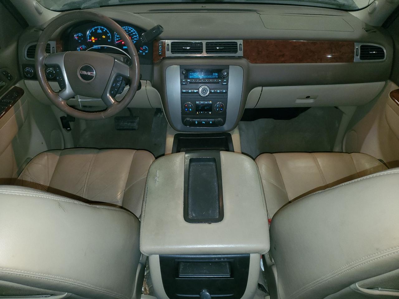 2011 GMC Sierra - Image 8