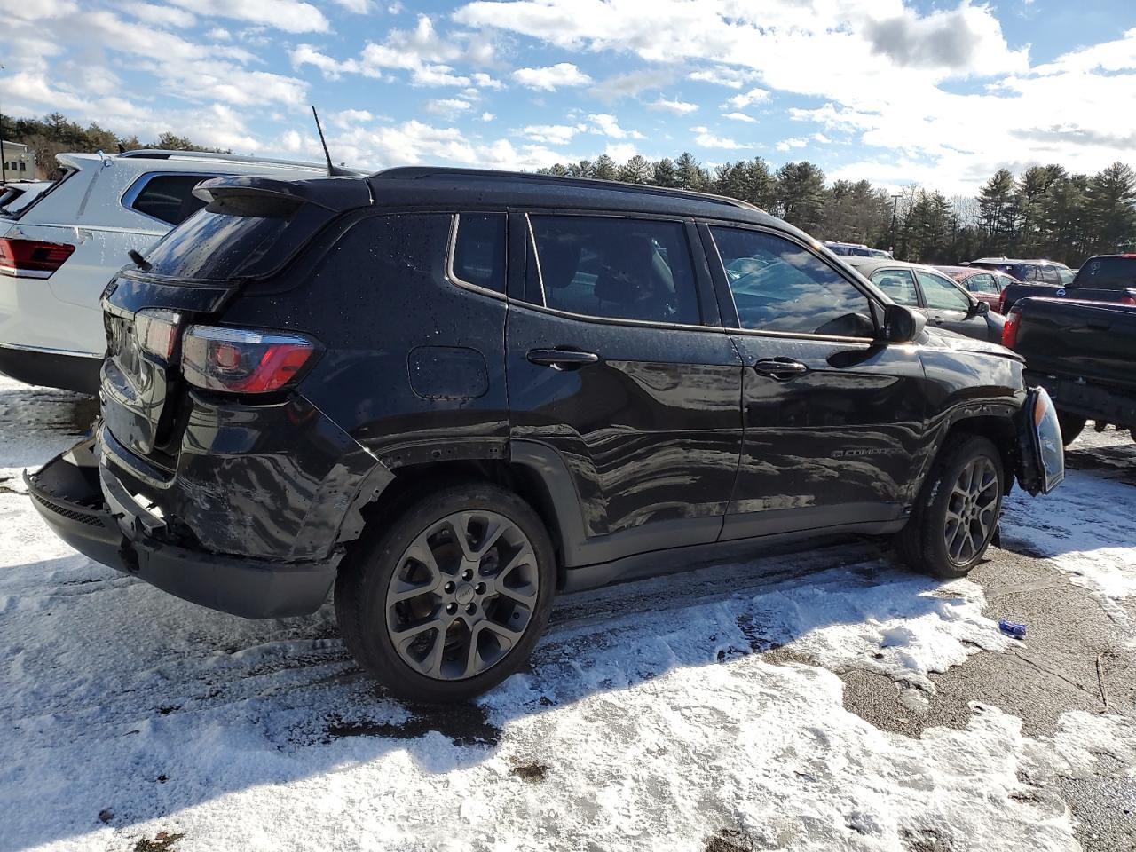 2021 Jeep Compass - Image 3