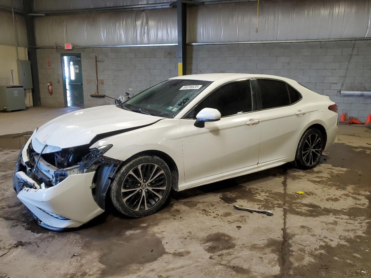 2018 Toyota Camry - Image 1