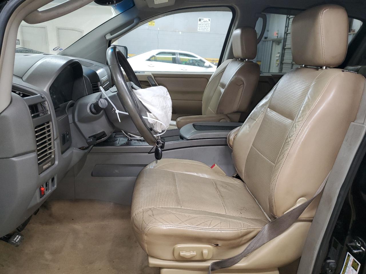 2004 Nissan Armada - Image 7