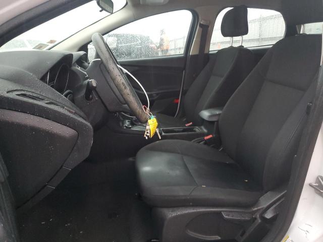 Хэтчбеки FORD FOCUS 2015 Белый