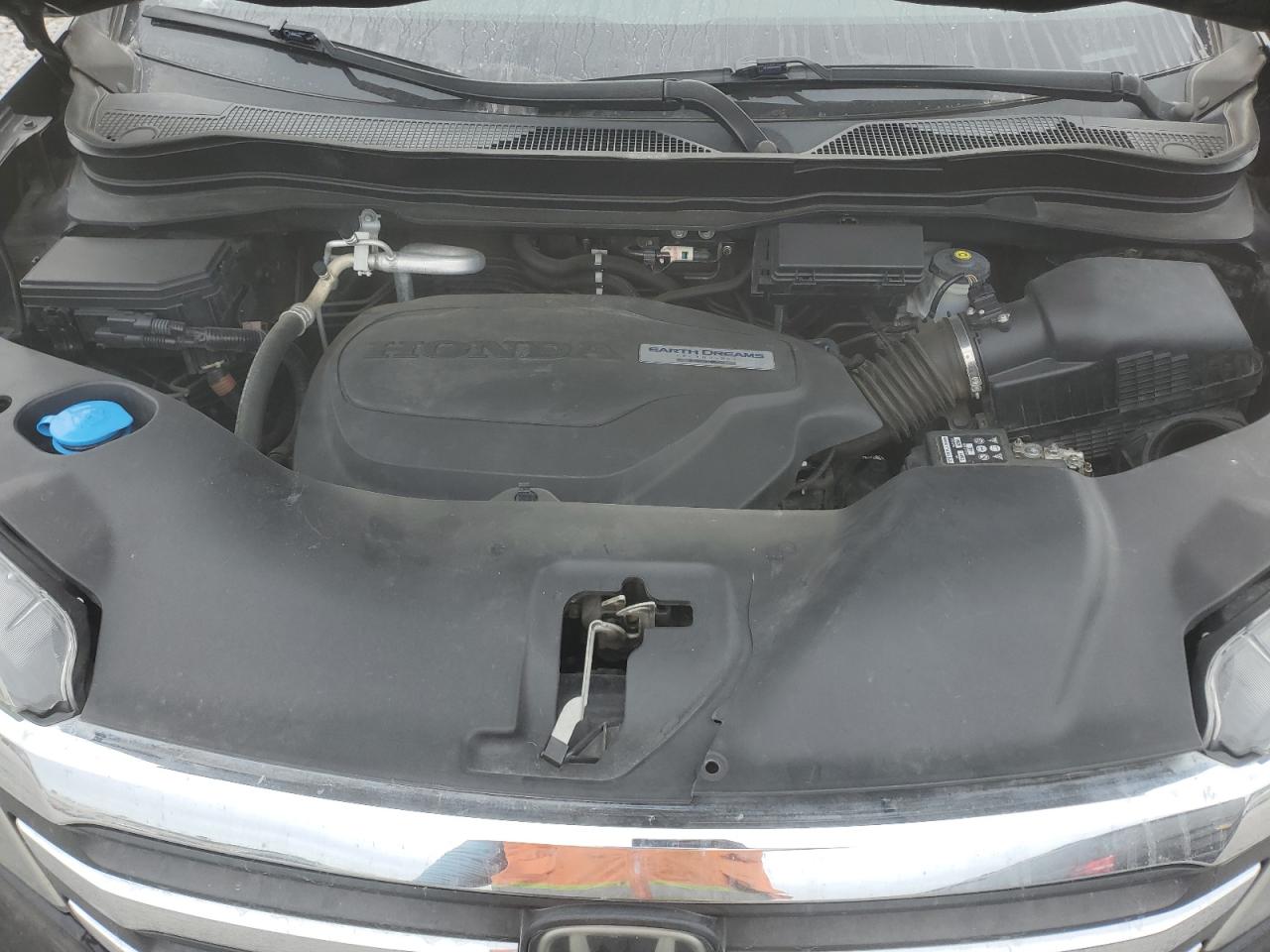 2017 Honda Pilot - Image 13