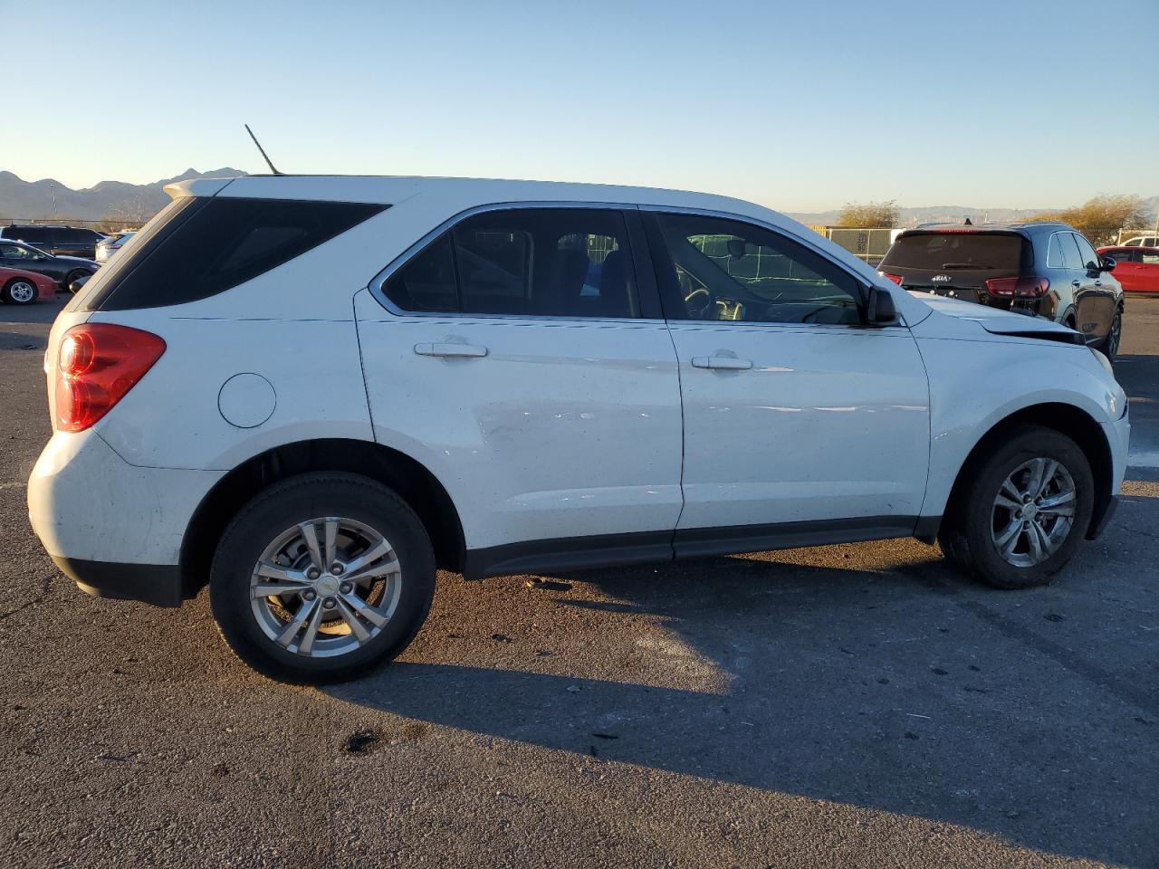 2014 Chevrolet Equinox - Image 3
