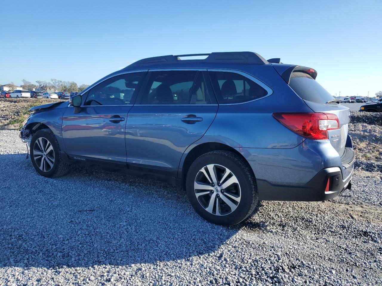 VIN 4S4BSENC9J3288745 2018 SUBARU OUTBACK no.2