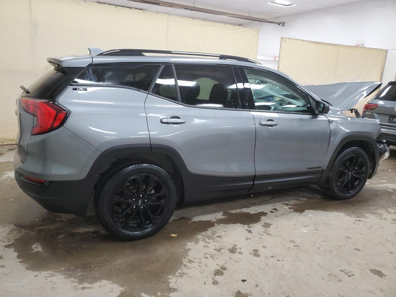 2020 GMC Terrain - Image 3
