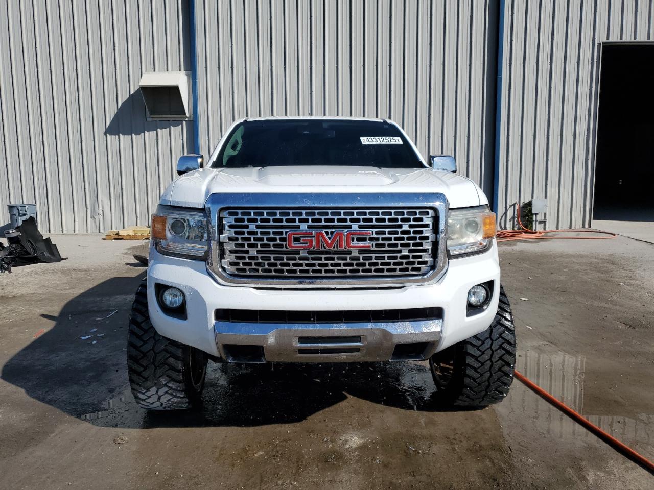 2016 GMC Canyon - Image 5