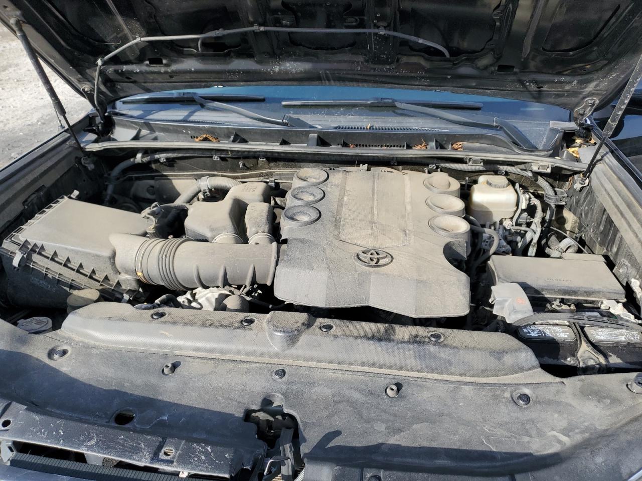 2011 Toyota 4Runner - Image 12