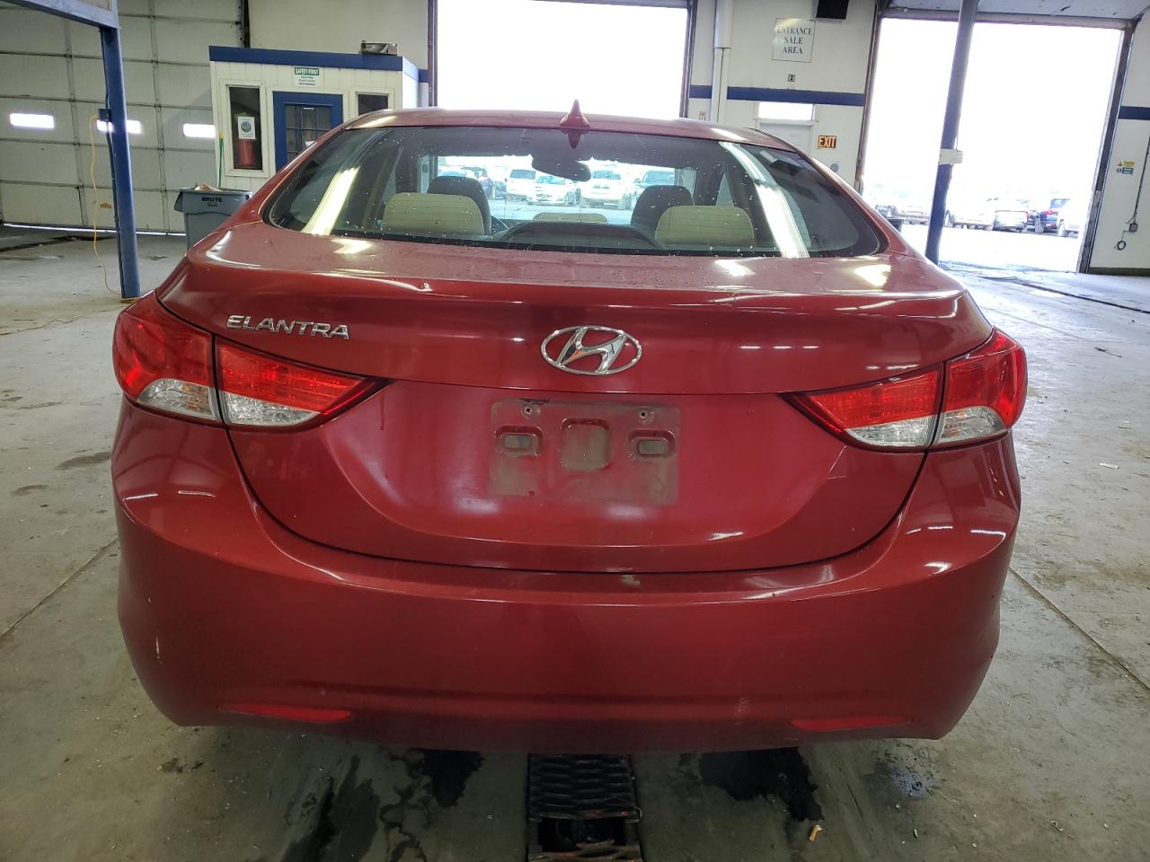 2012 Hyundai Elantra - Image 6