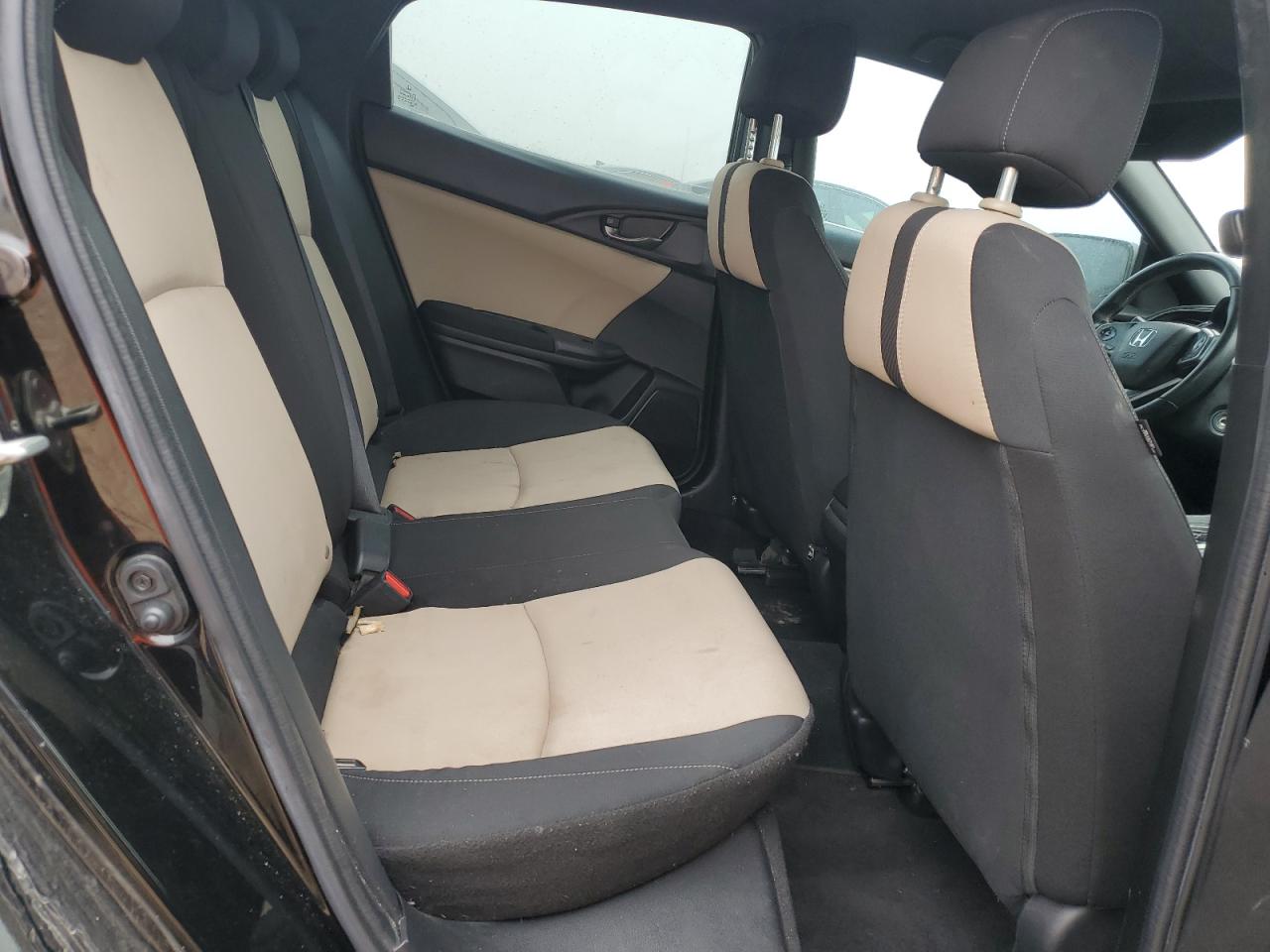 2018 Honda Civic - Image 10