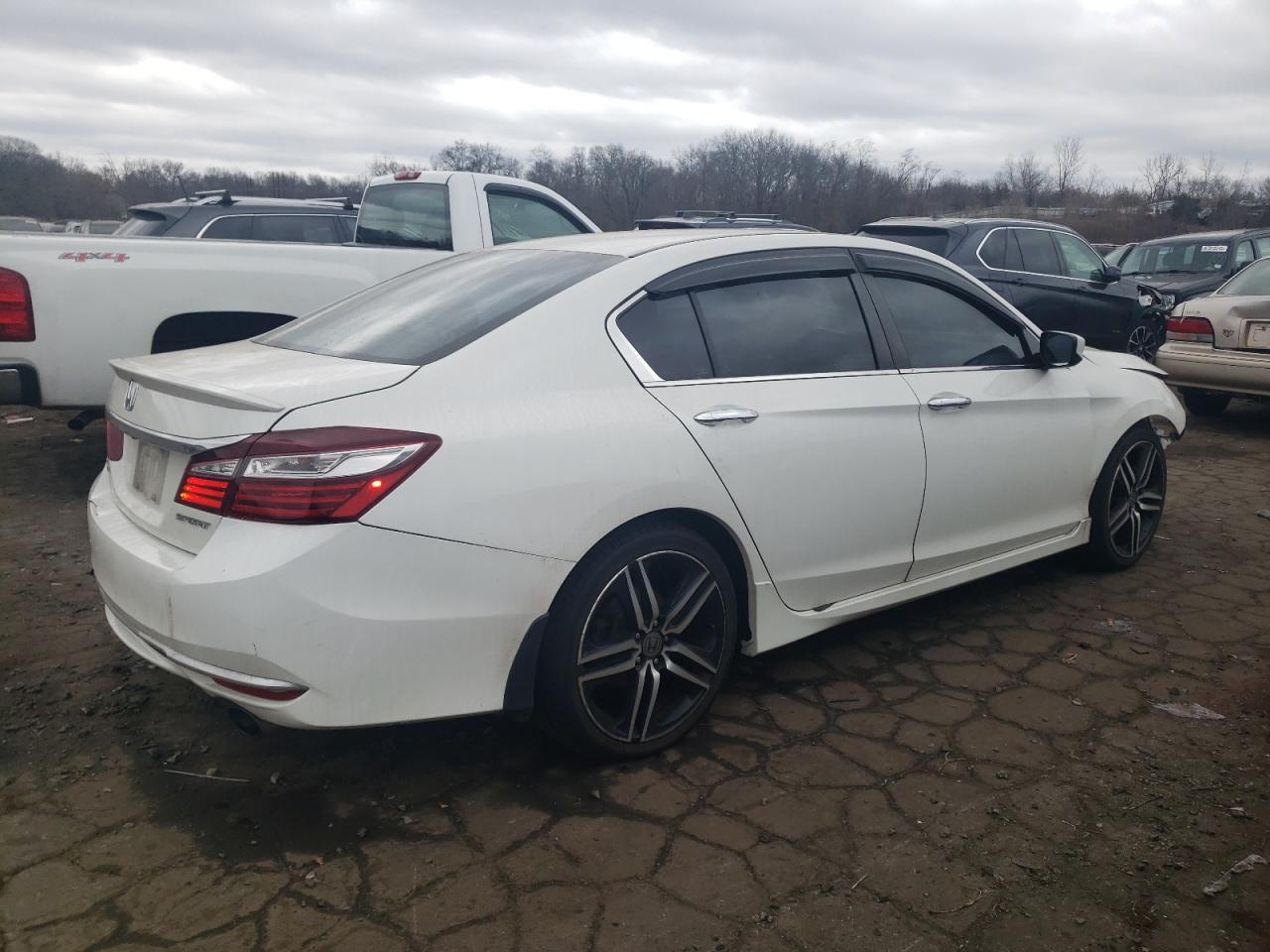 2017 Honda Accord - Image 3