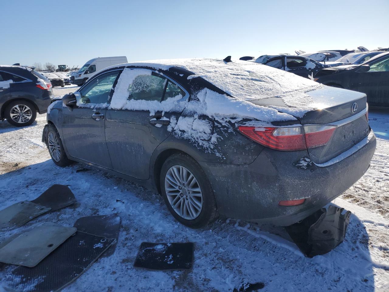 2013 Lexus ES - Image 2