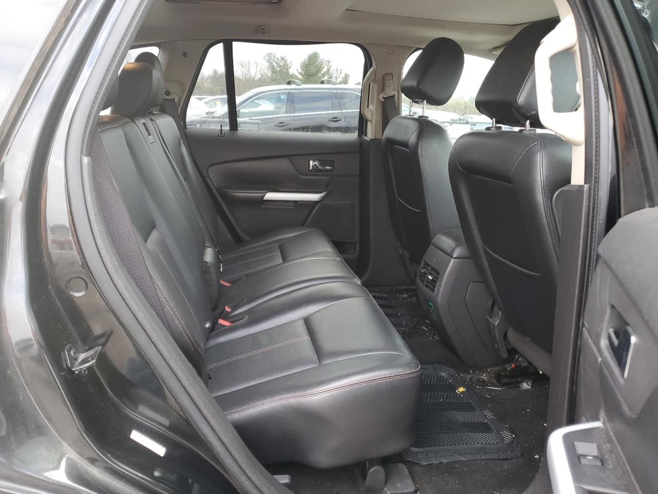 2012 Ford Edge - Image 11