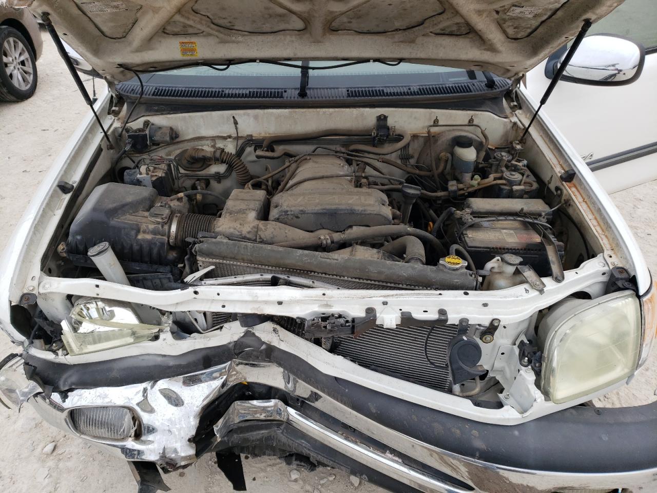2002 Toyota Tundra - Image 13