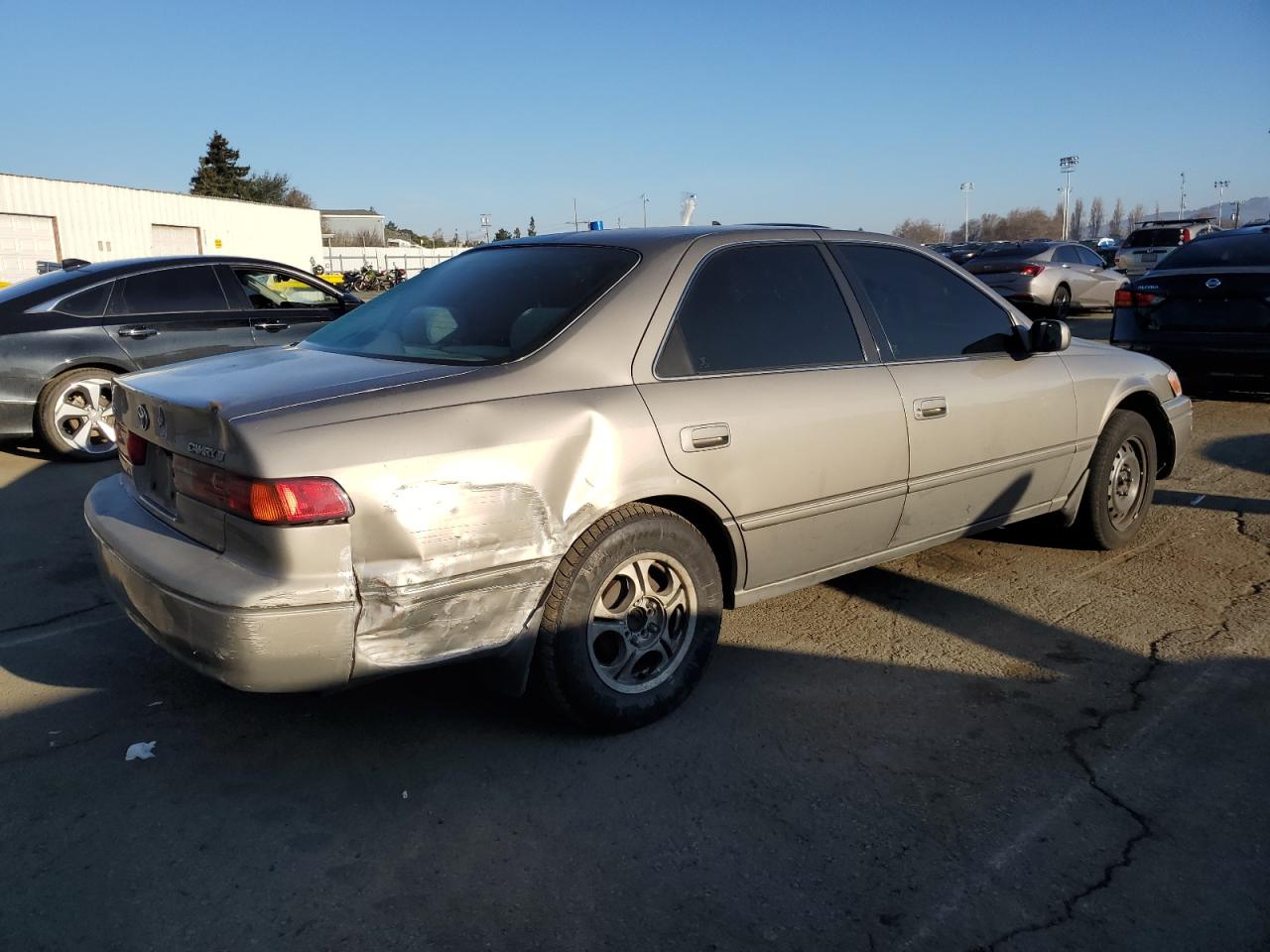1998 Toyota Camry - Image 3