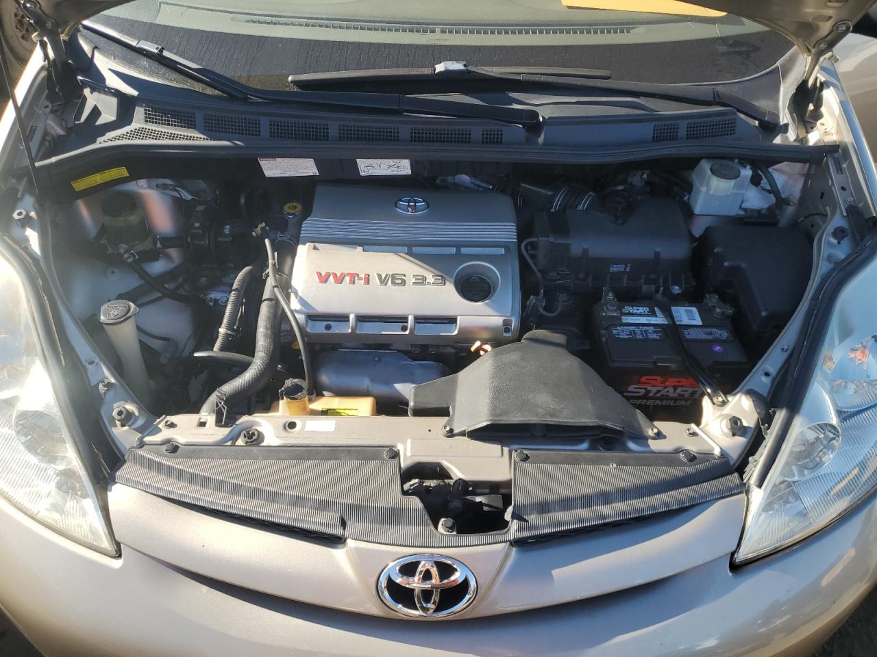 2006 Toyota Sienna - Image 12