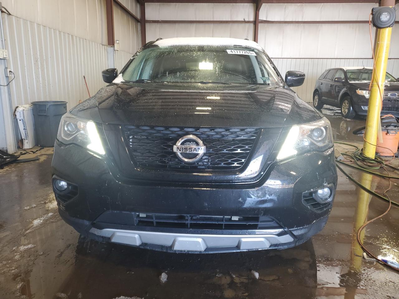 2020 Nissan Pathfinder - Image 5