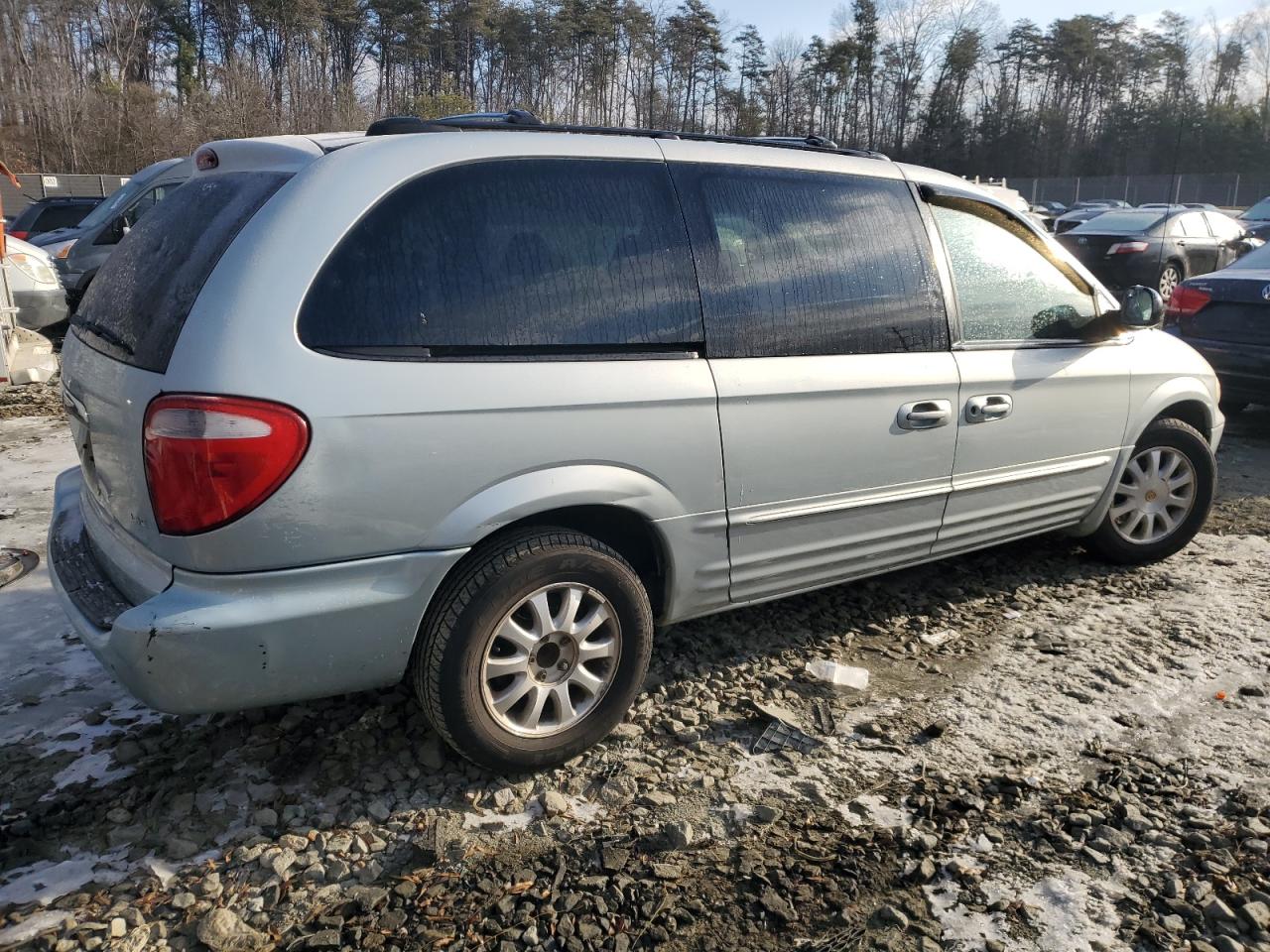 2002 Chrysler Town & Country - Image 3