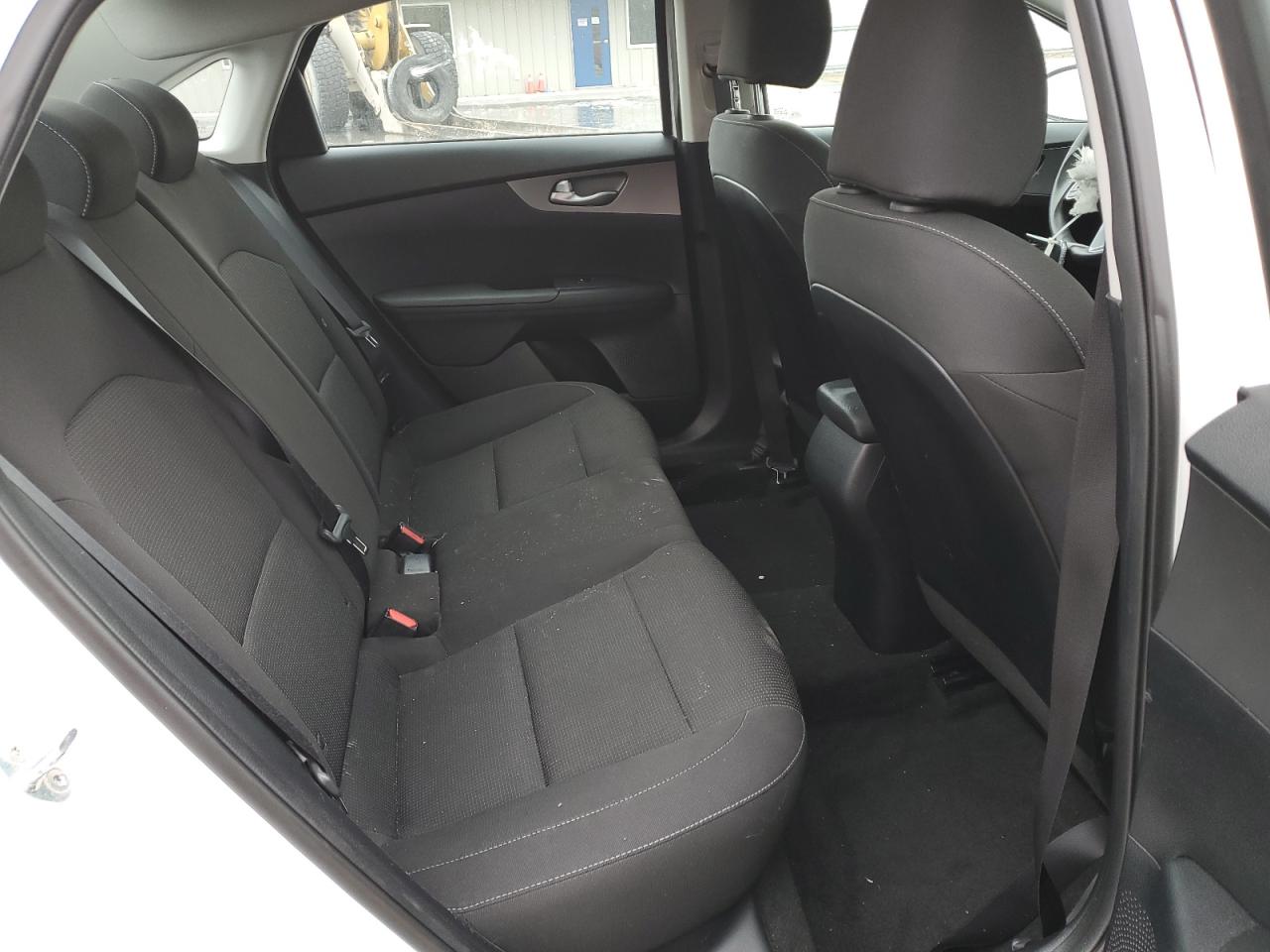 2019 Kia Forte - Image 10