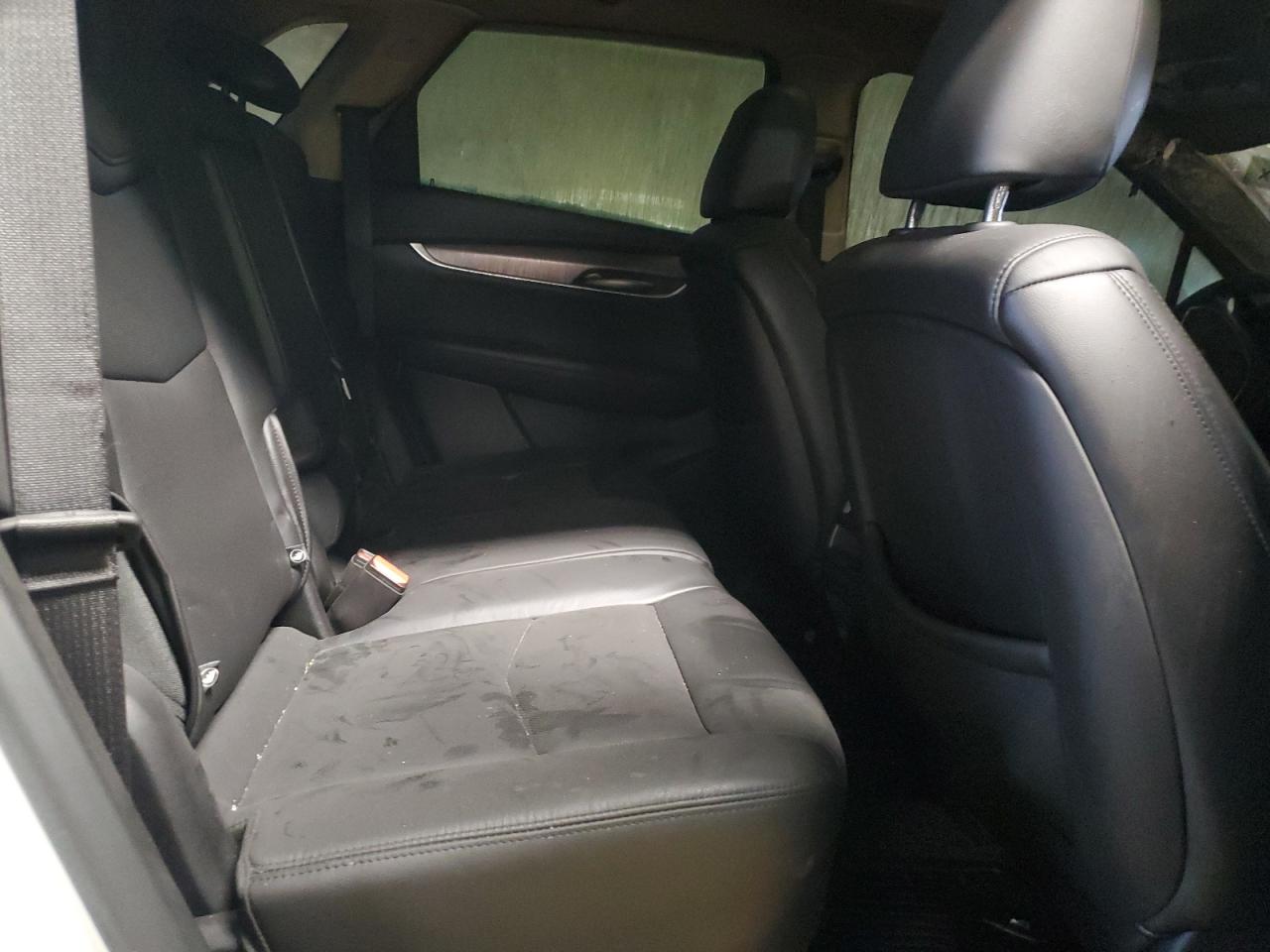 2019 Cadillac XT5 - Image 11