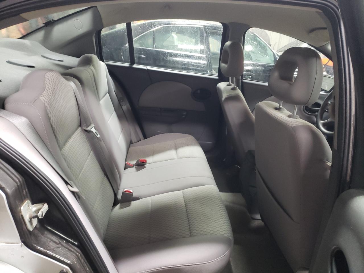 2006 Saturn ION - Image 10