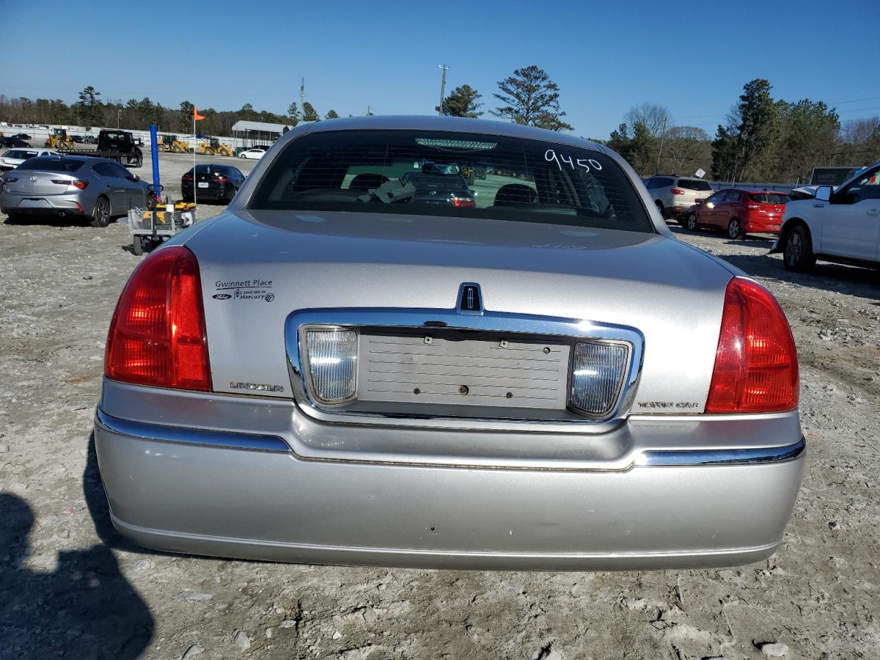 2009 Lincoln Town Car - Image 6