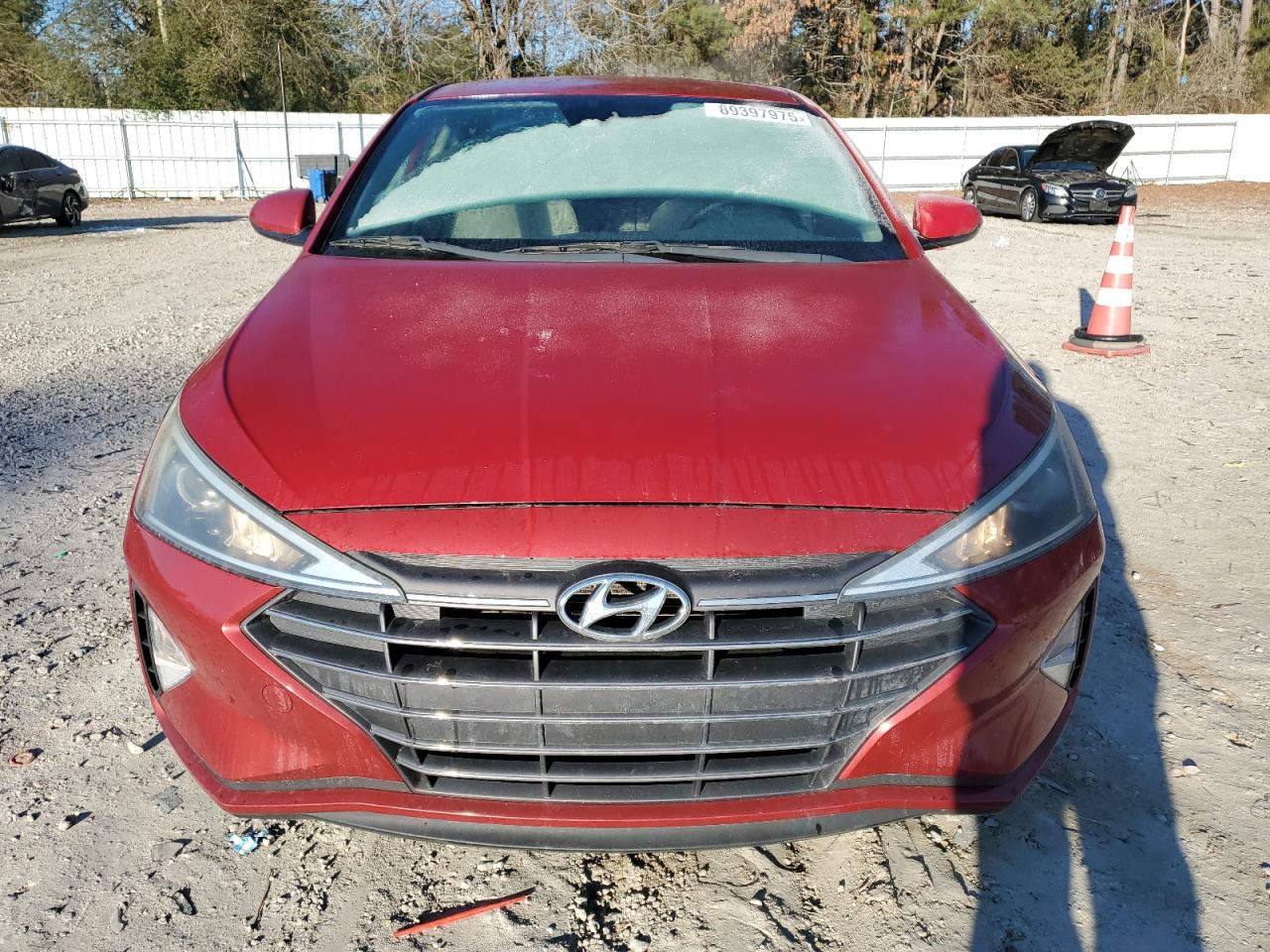 2019 Hyundai Elantra - Image 5