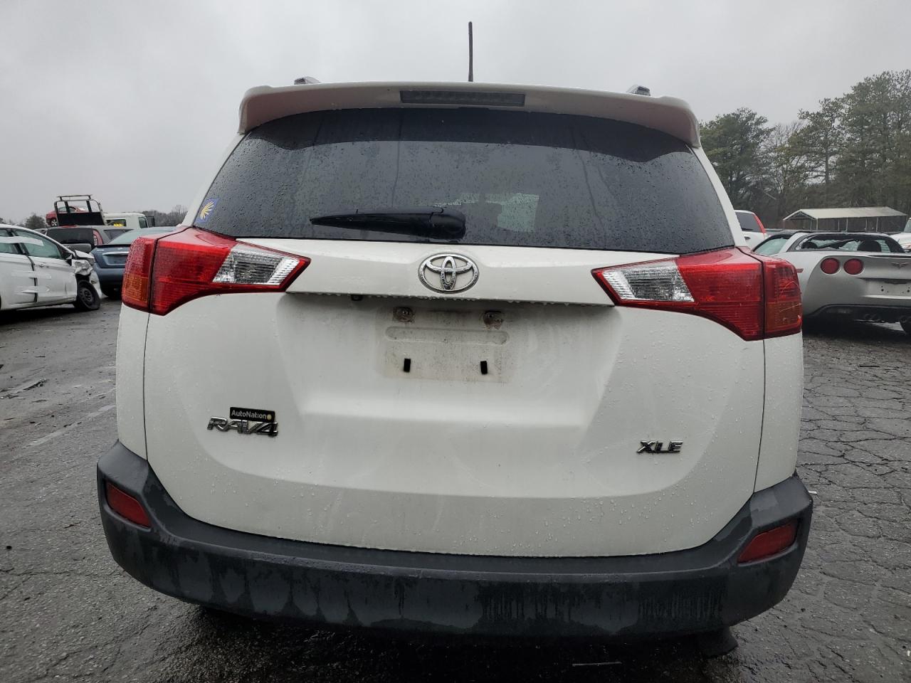 2015 Toyota RAV 4 - Image 6