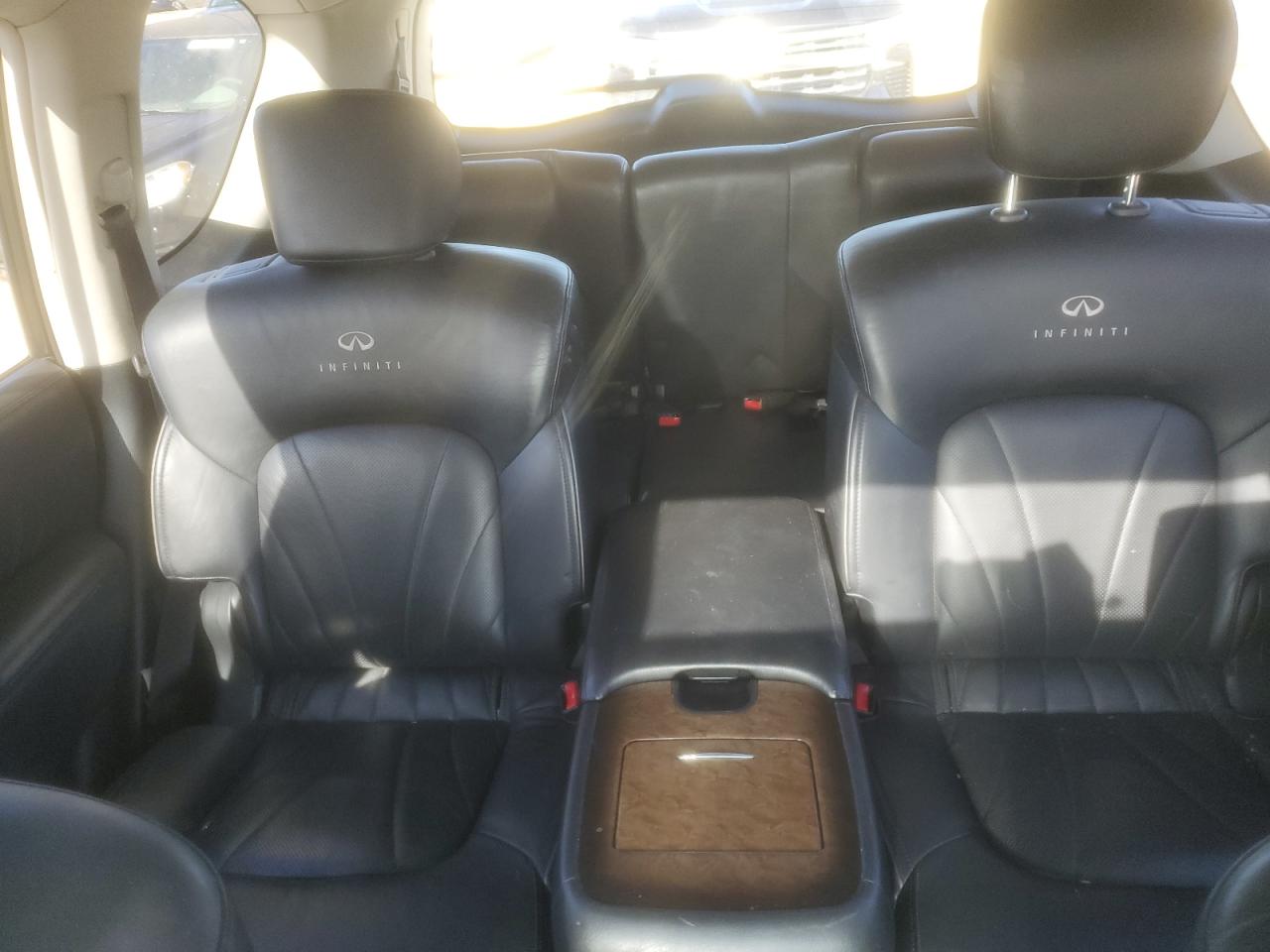 2012 Infiniti QX56 - Image 10
