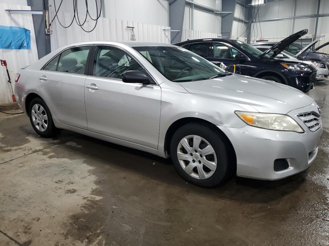 2010 Toyota Camry - Image 4