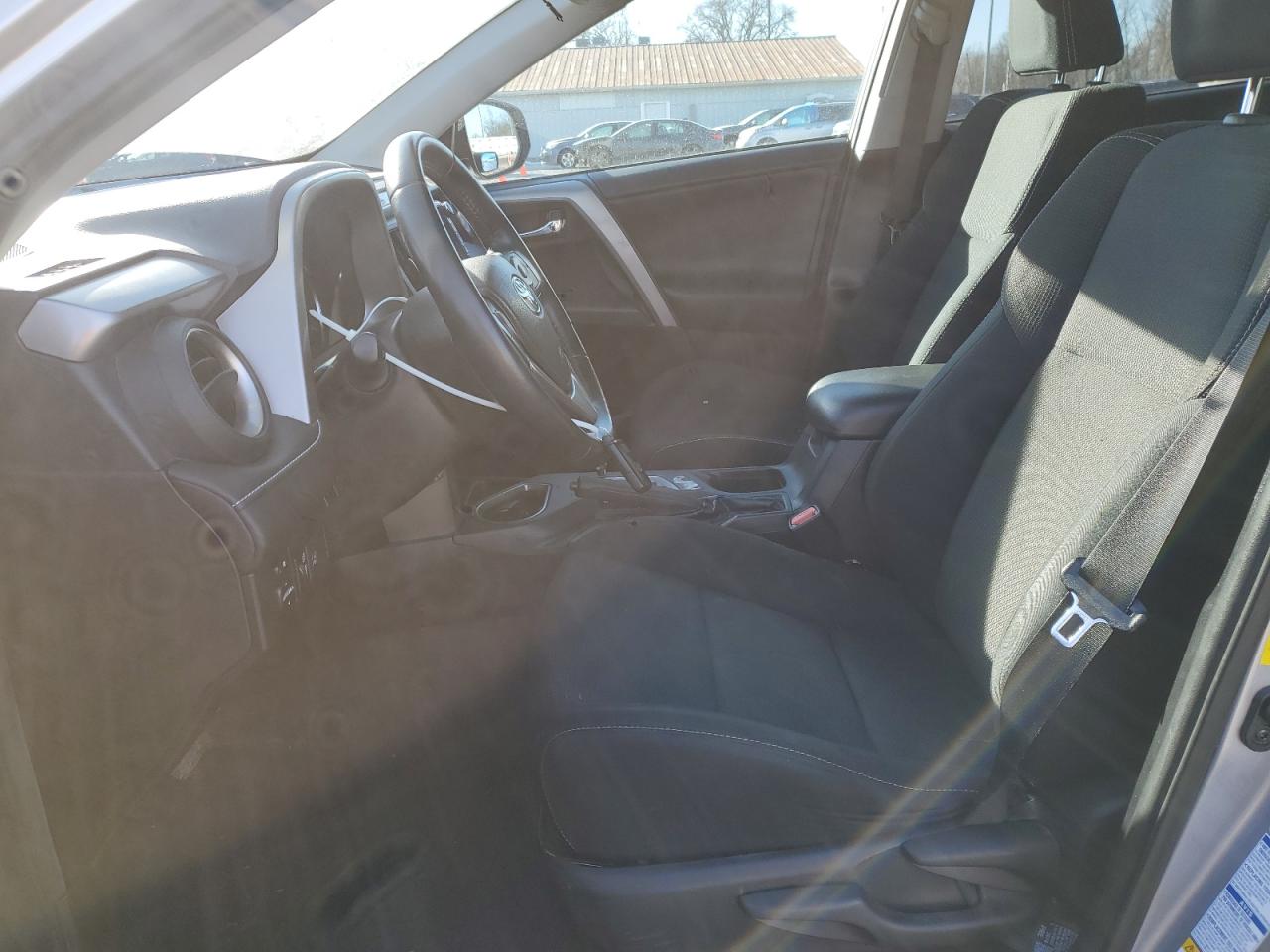 2016 Toyota RAV 4 - Image 7