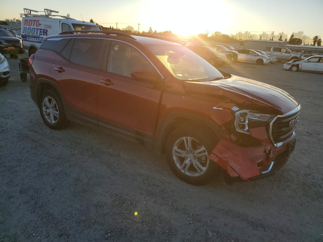 2022 GMC Terrain - Image 4