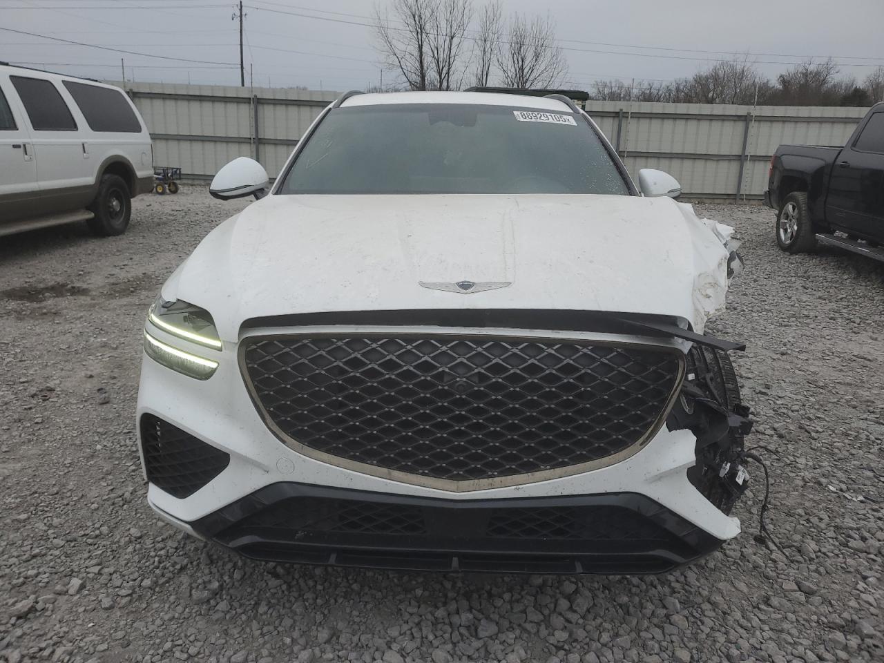 2022 Genesis GV70 - Image 5