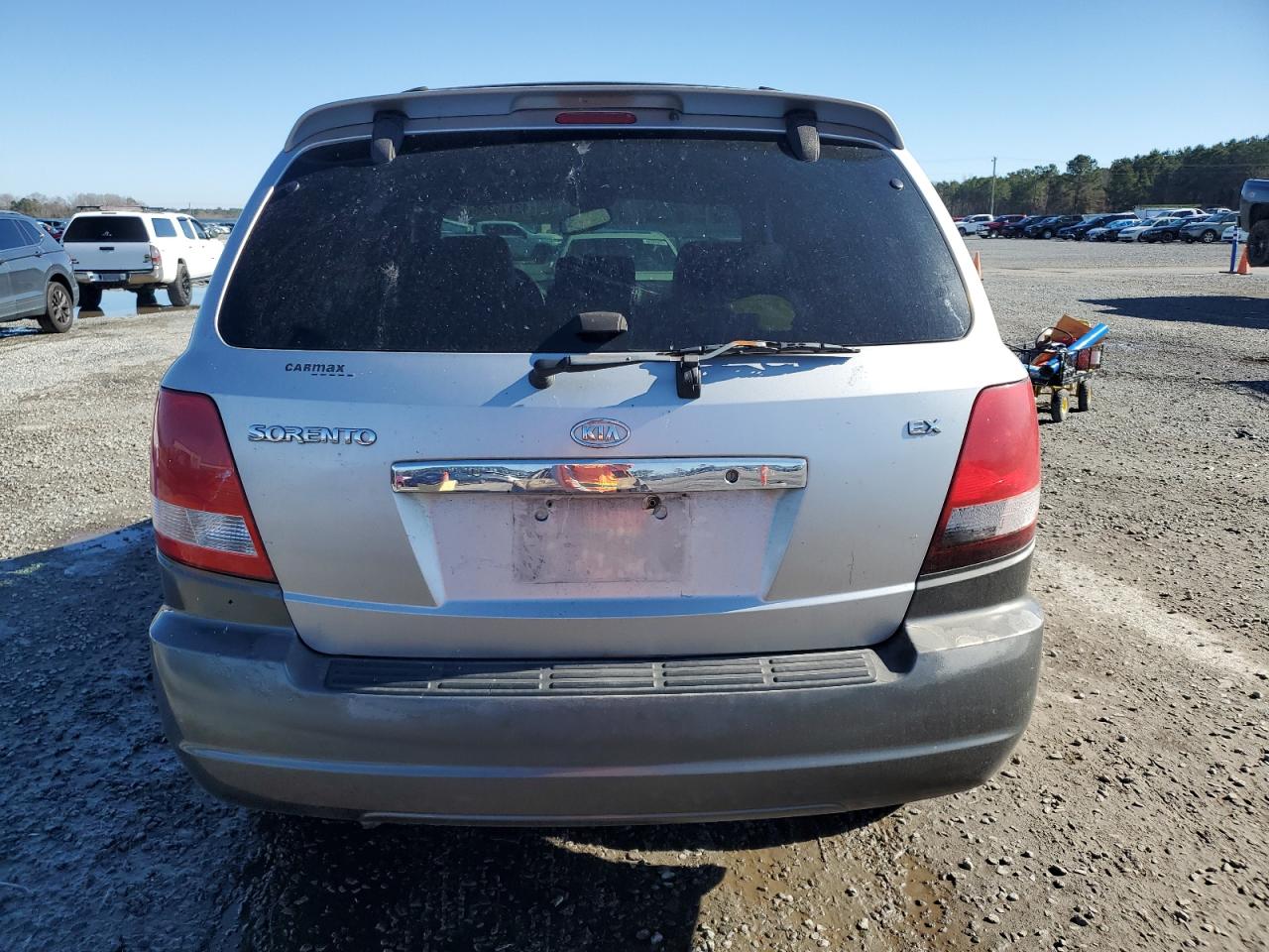 2004 Kia Sorento - Image 6