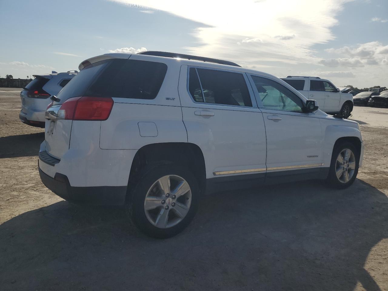 VIN 2GKALSEK7E6135724 2014 GMC TERRAIN no.3