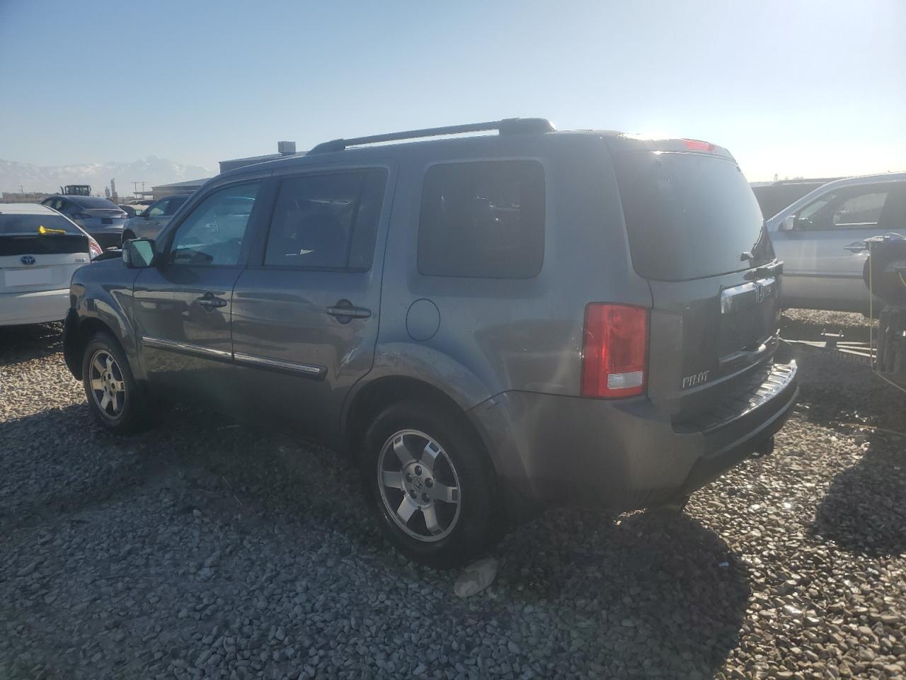 2011 Honda Pilot - Image 2