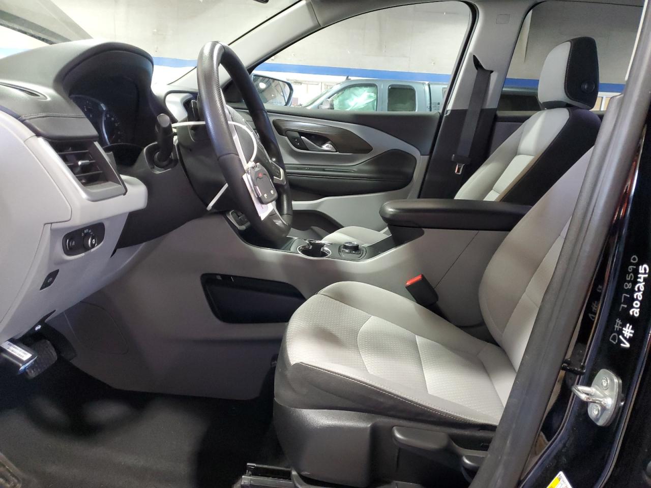 2022 GMC Terrain - Image 7