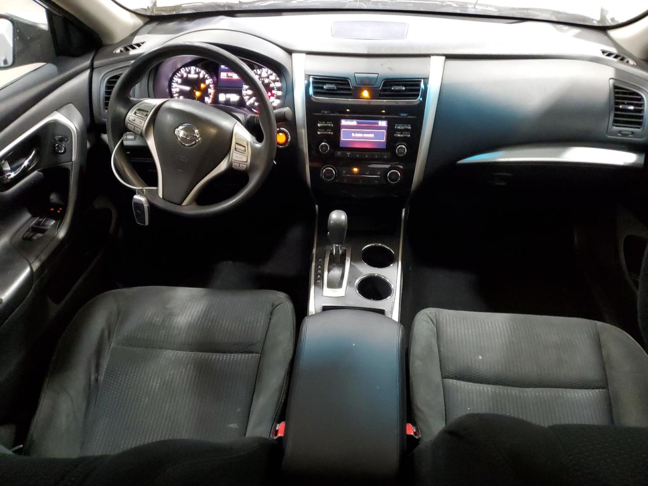 2015 Nissan Altima - Image 8