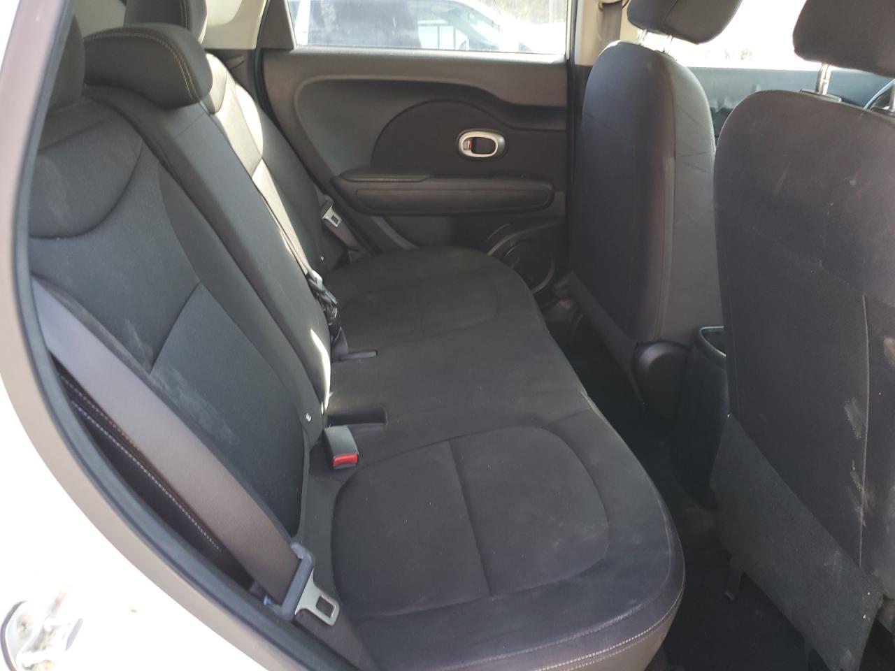 2016 Kia Soul - Image 11