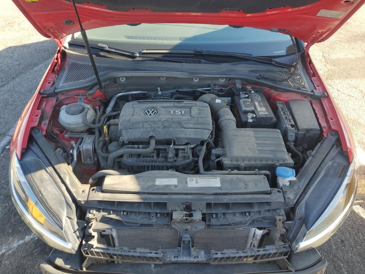 2018 Volkswagen Golf - Image 11
