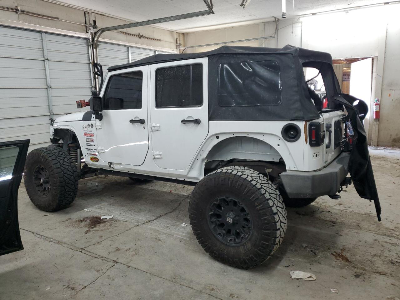 2015 Jeep Wrangler - Image 2