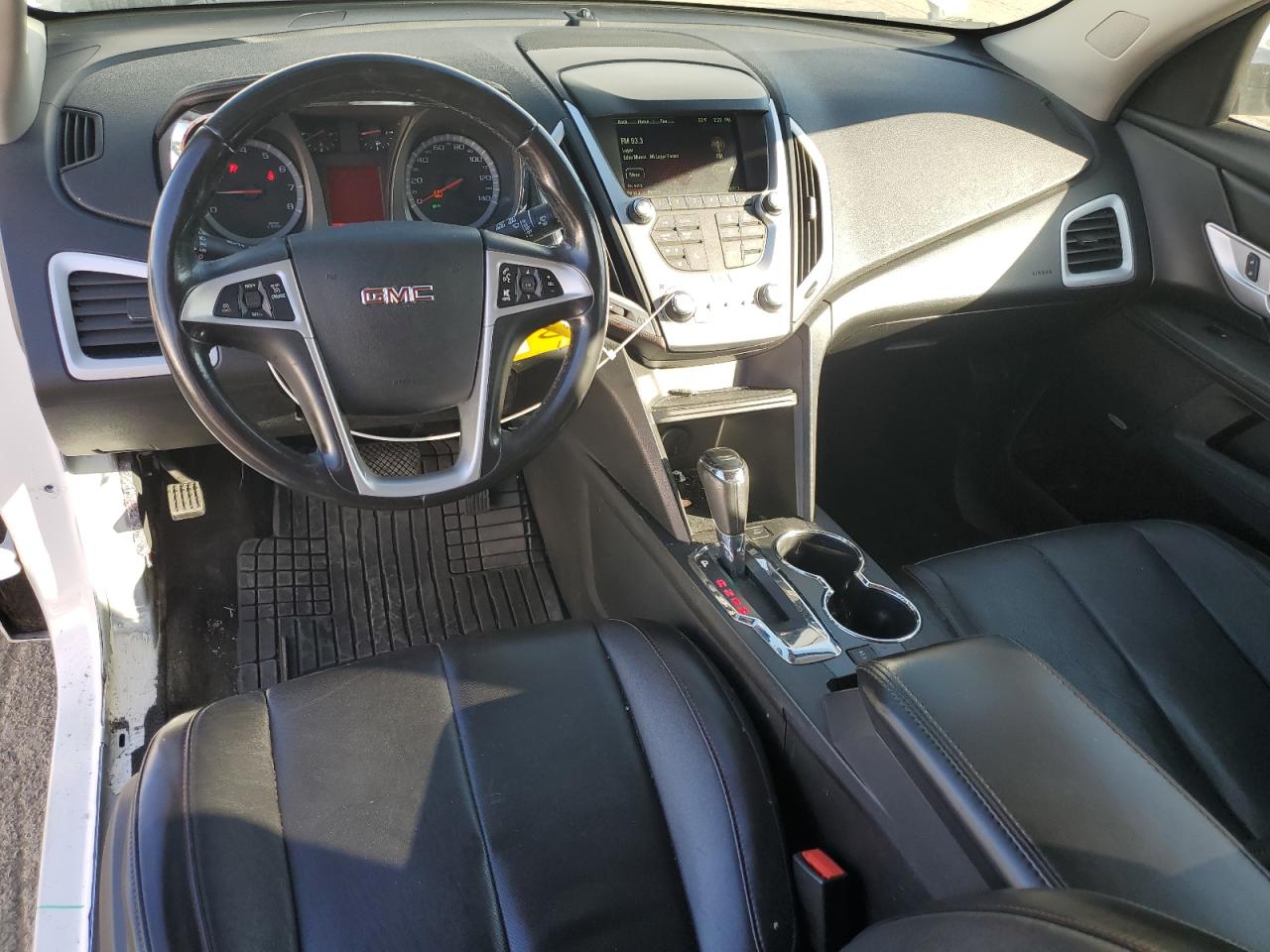 2017 GMC Terrain - Image 8