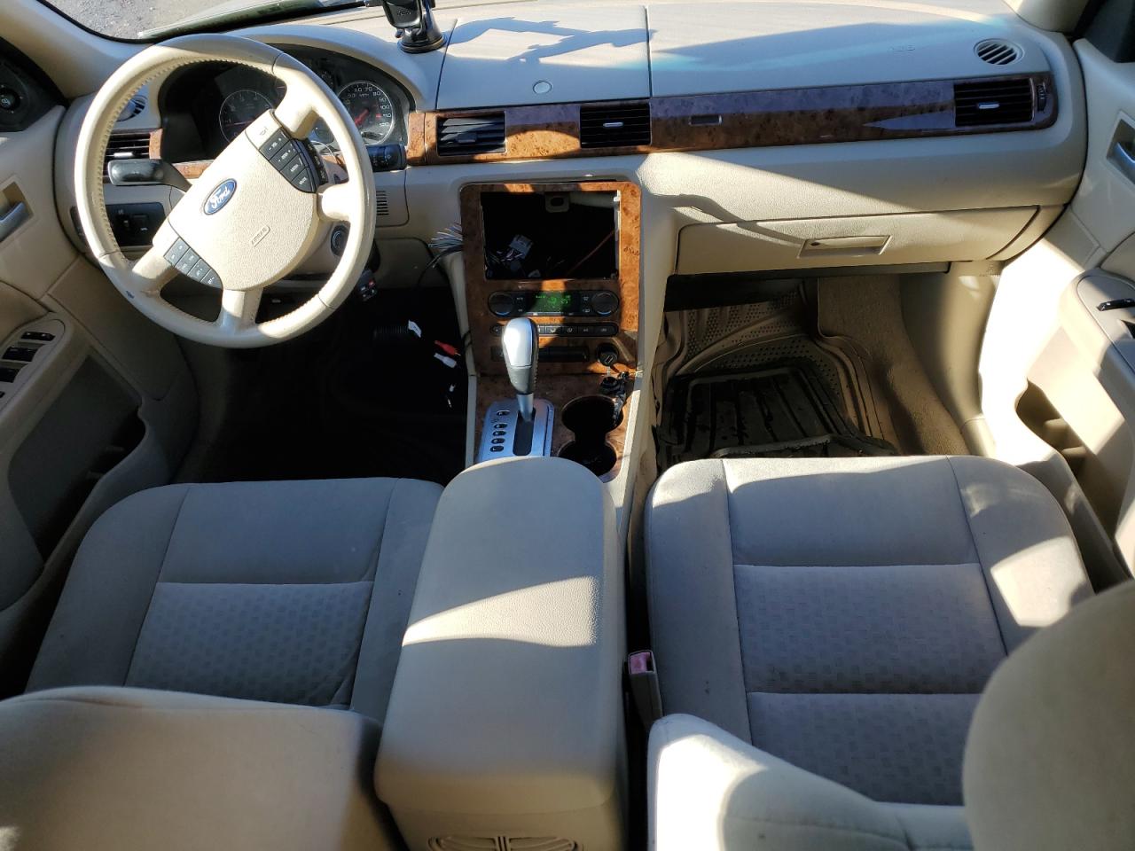 2005 Ford Five Hundred - Image 8
