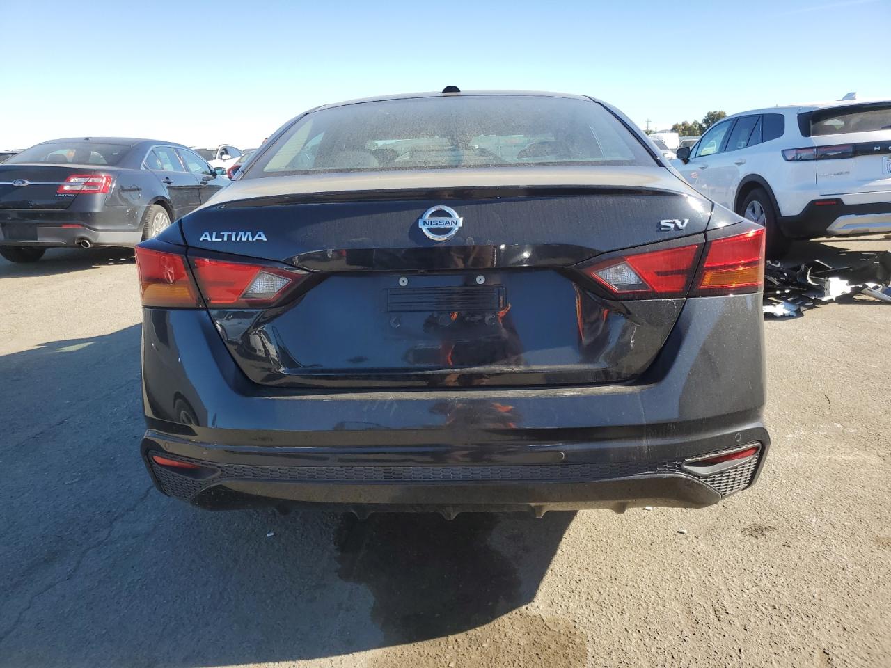 2021 Nissan Altima - Image 6
