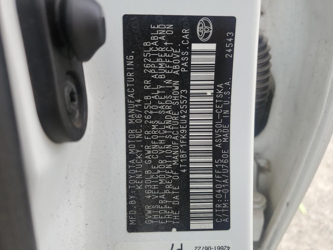 2014 Toyota Camry - Image 14